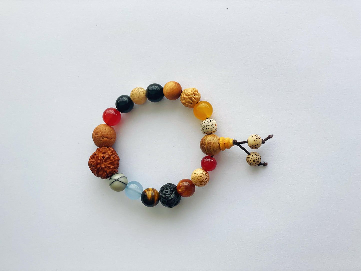 WISDOM HARMONY Multicolor Natural Stone Bodhi Seeds Agate 18 Beads Bracelet.