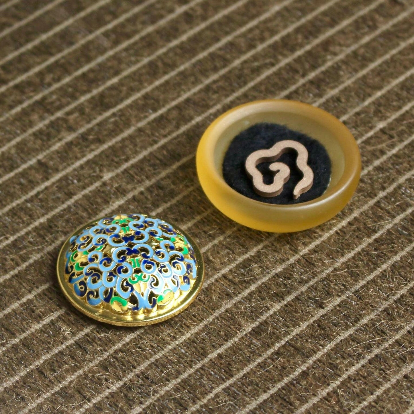 Zen Styling - Colored Glass Incense Burner.