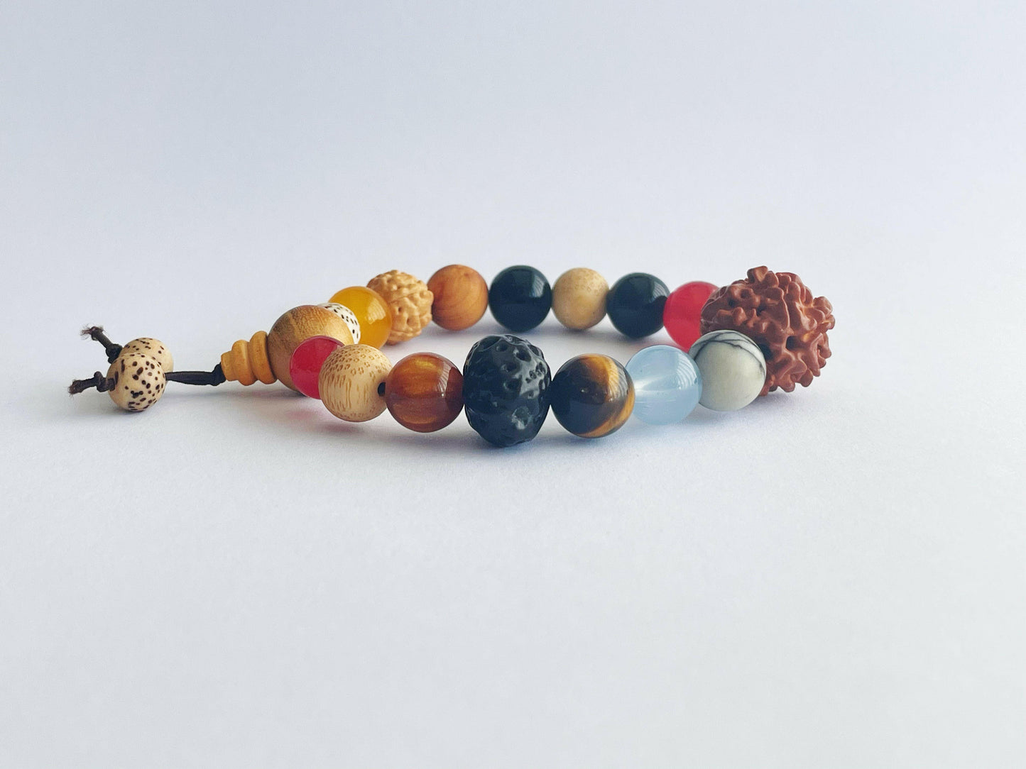 WISDOM HARMONY Multicolor Natural Stone Bodhi Seeds Agate 18 Beads Bracelet.